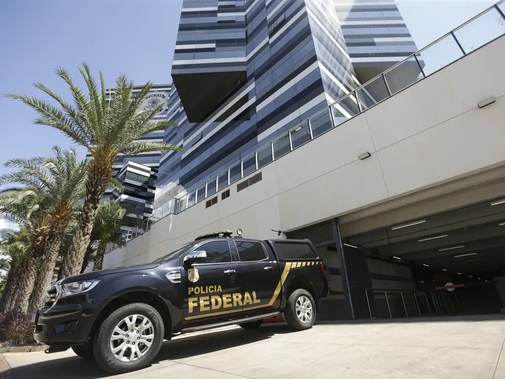 Foto da sede da polícia federal em Brasília-DF